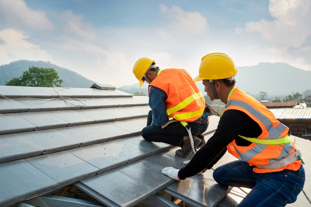 roof repair in Woodland Hills CA